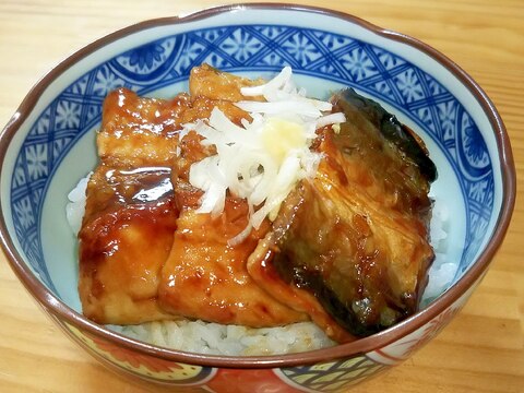 秋刀魚のかば焼き丼